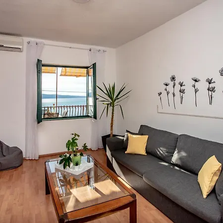 Summer Apartman